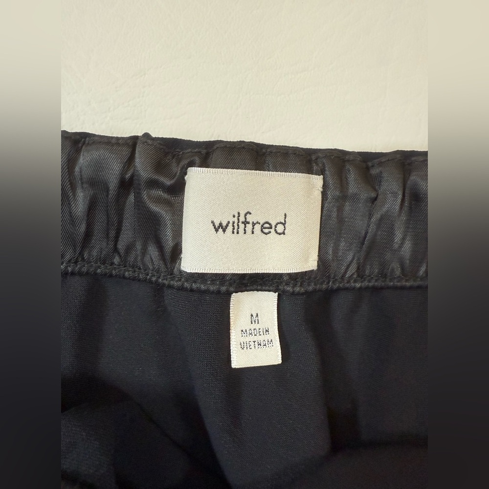 Aritzia Wilfred High Rise Cargo Midi Skirt black drawstring medium (bin FF) - Picture 5 of 11